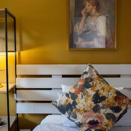 Gibson Place Guest House Vrede Extérieur photo