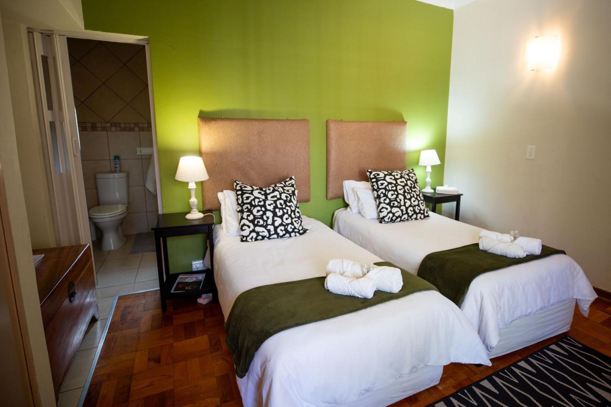Gibson Place Guest House Vrede Extérieur photo